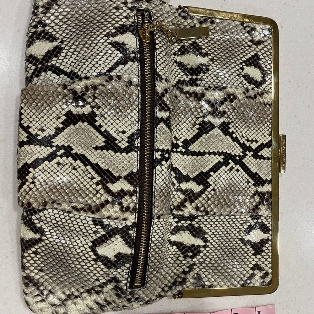 MICHAEL KORS REAL PYTHON CLUTCH BRAND NEW - Picture 11 of 14